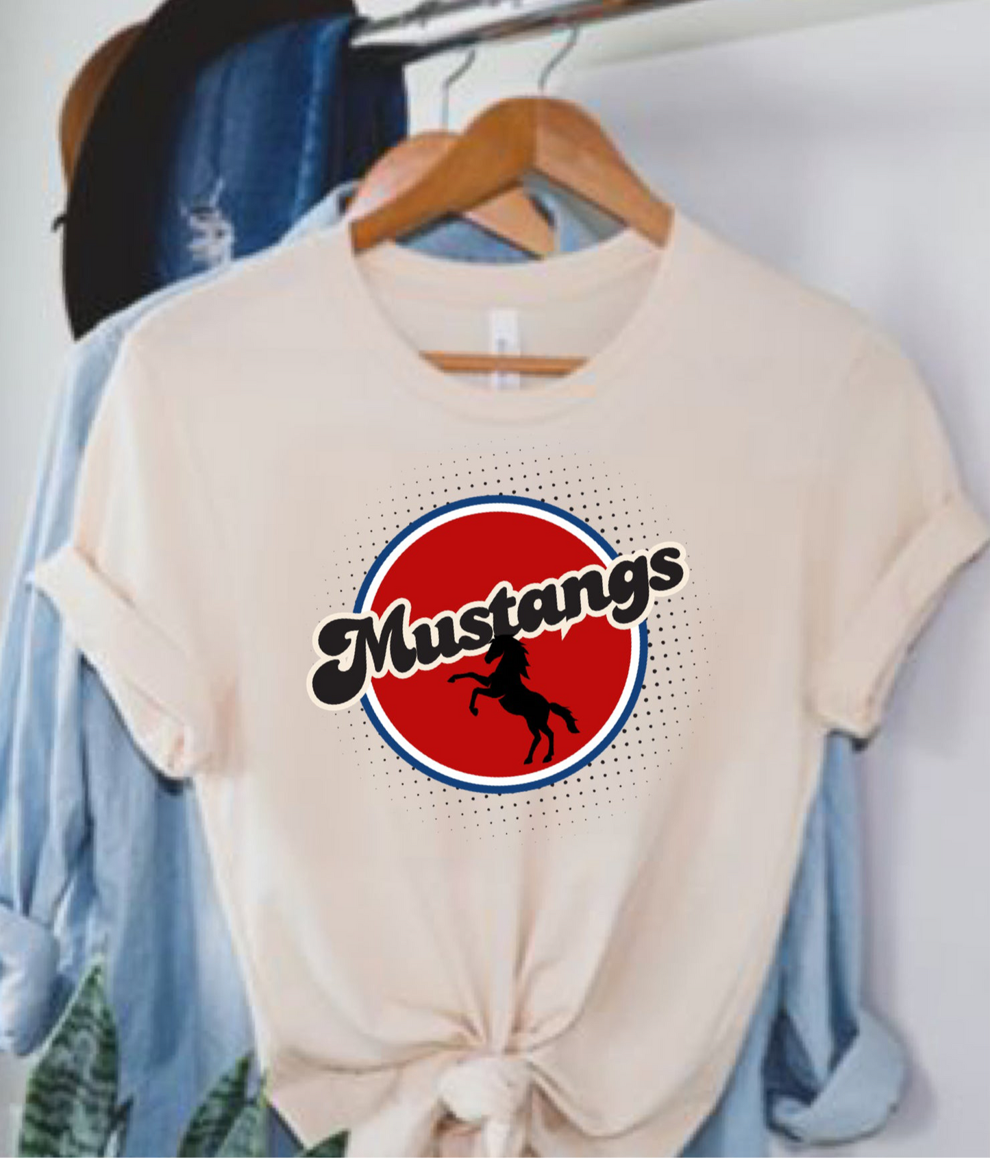 Mustang  retro mascot