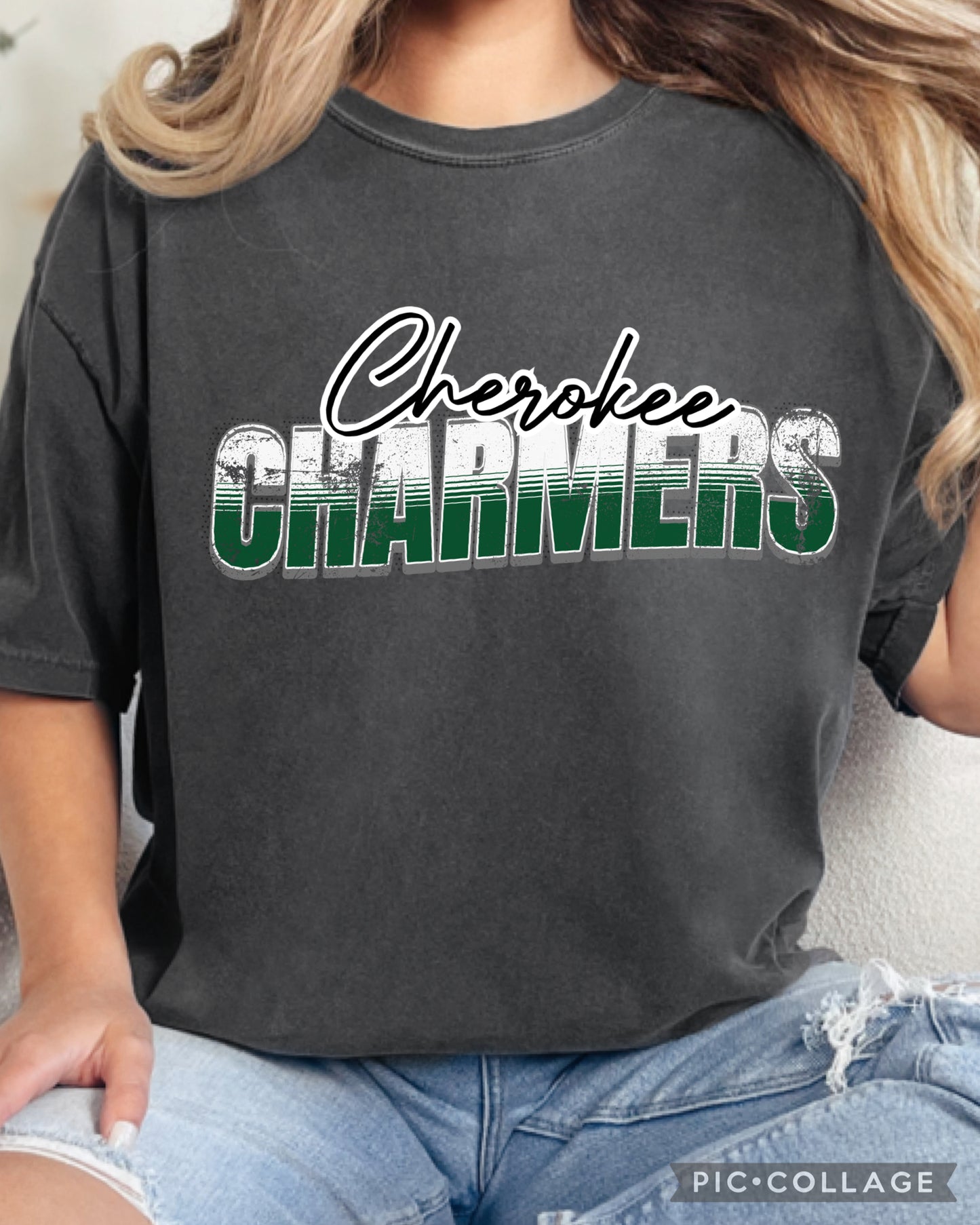 Any personalization retro design tee