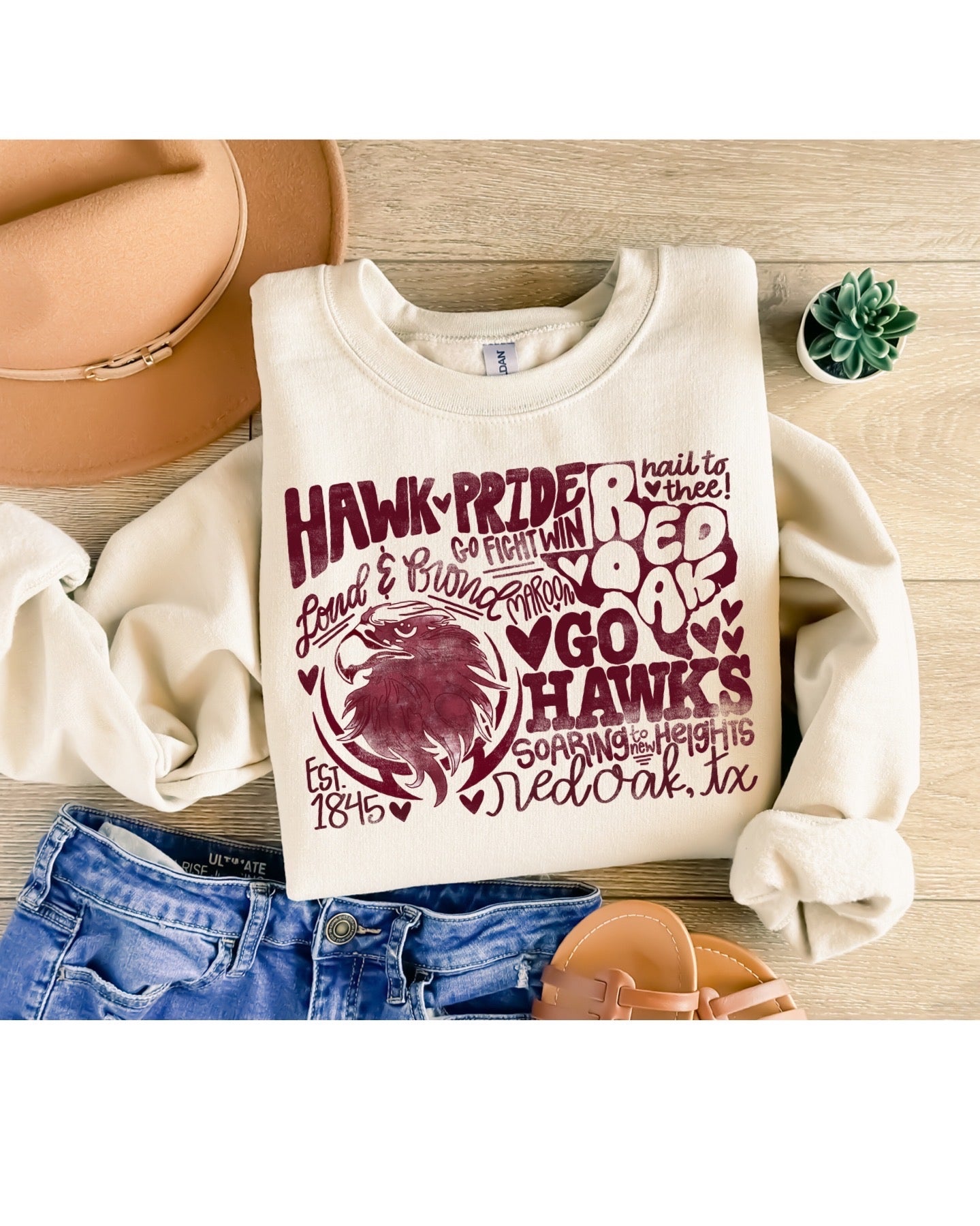 Exclusive Red Oak Hawks Design